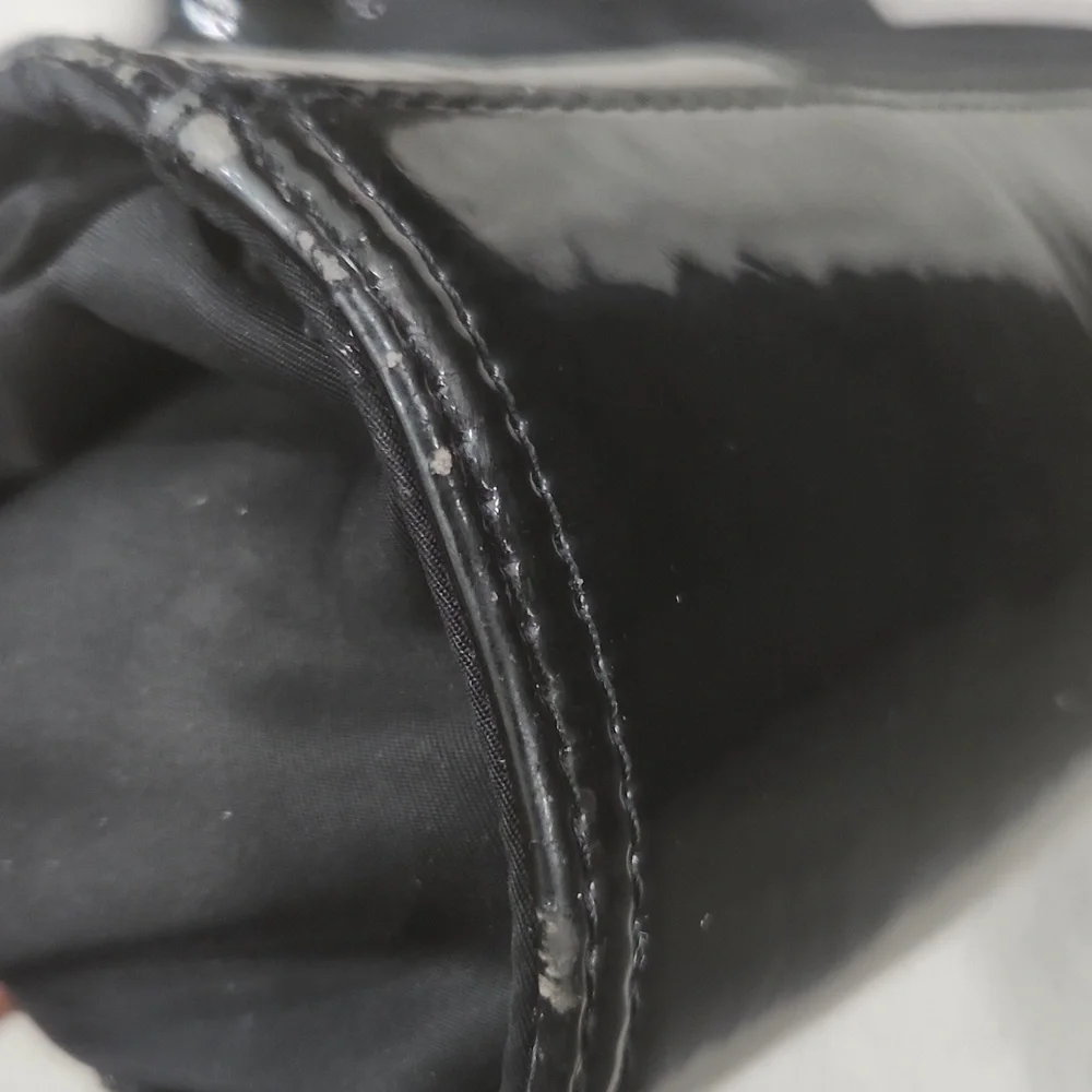 Tory Burch Patent Black Structured Tote Bag - Picture 7 of 12